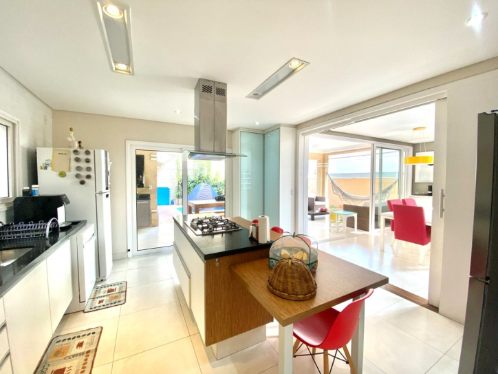 Sobrado, 4 quartos, 370 m² - Foto 8