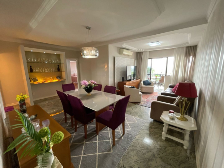 Apartamento à venda com 3 quartos, 134m² - Foto 2