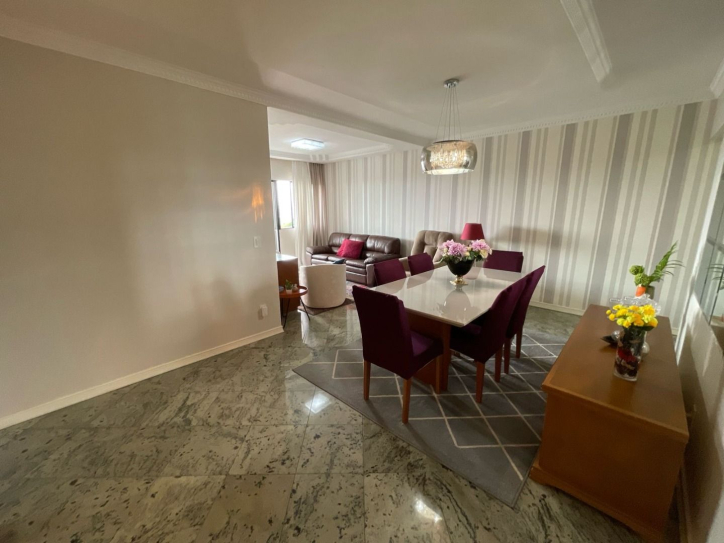 Apartamento à venda com 3 quartos, 134m² - Foto 6