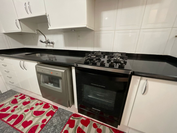 Apartamento à venda com 3 quartos, 134m² - Foto 12
