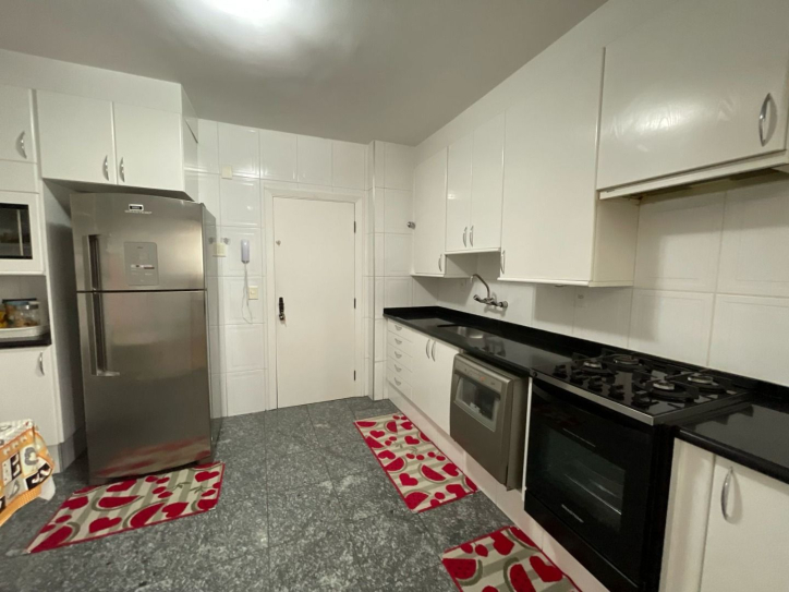 Apartamento à venda com 3 quartos, 134m² - Foto 19