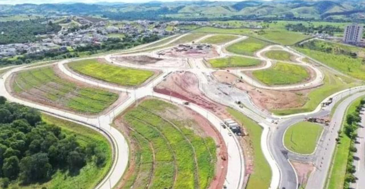 Terreno à venda, 330m² - Foto 1
