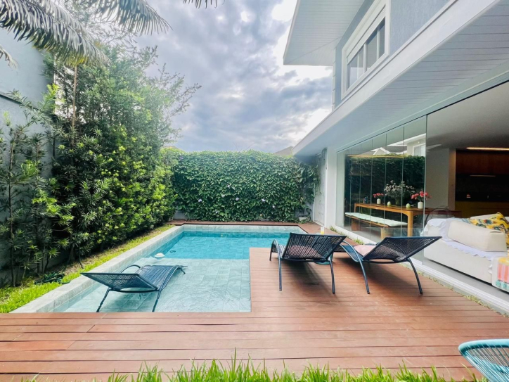Casa de Condomínio à venda com 3 quartos, 260m² - Foto 3