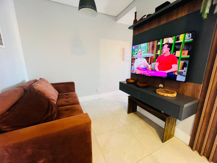 Apartamento à venda com 2 quartos, 55m² - Foto 2