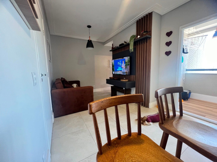 Apartamento à venda com 2 quartos, 55m² - Foto 3