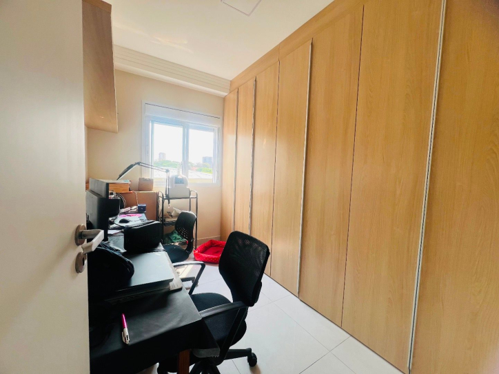 Apartamento à venda com 3 quartos, 75m² - Foto 4