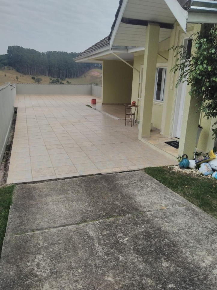 Casa à venda com 4 quartos, 381m² - Foto 9