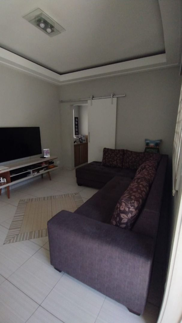 Casa, 3 quartos, 180 m² - Foto 2