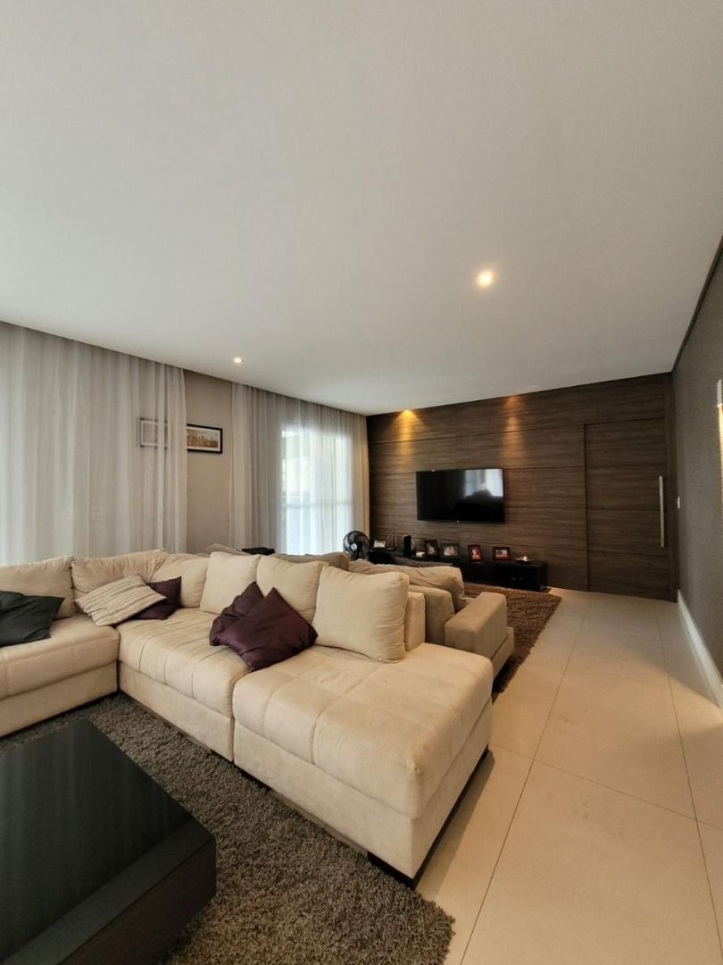 Apartamento à venda com 3 quartos, 172m² - Foto 6