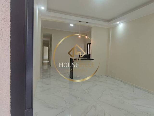 Casa para Venda em São José dos Campos - 3