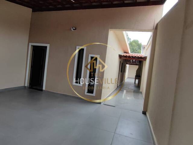 Casa para Venda em São José dos Campos - 4