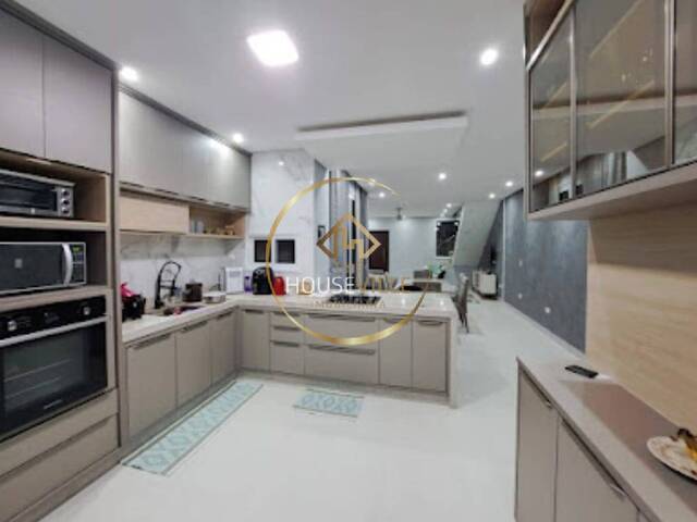 Casa para Venda em São José dos Campos - 5