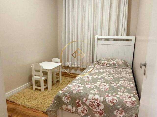 Apartamento para Venda em Jacareí - 5