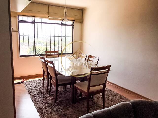Apartamento para Venda em Jacareí - 2