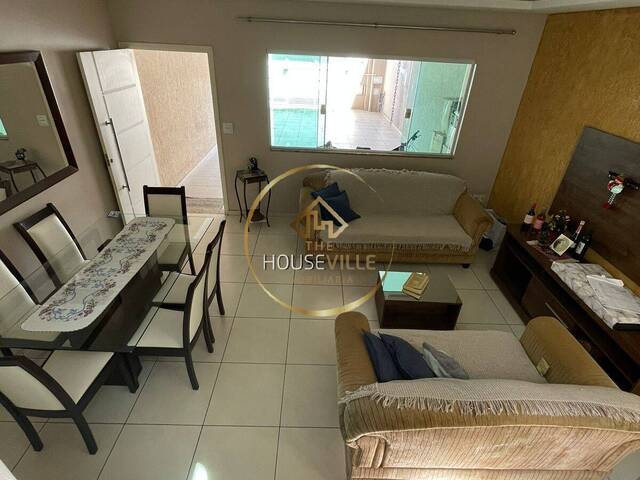 Casa para Venda em São José dos Campos - 2