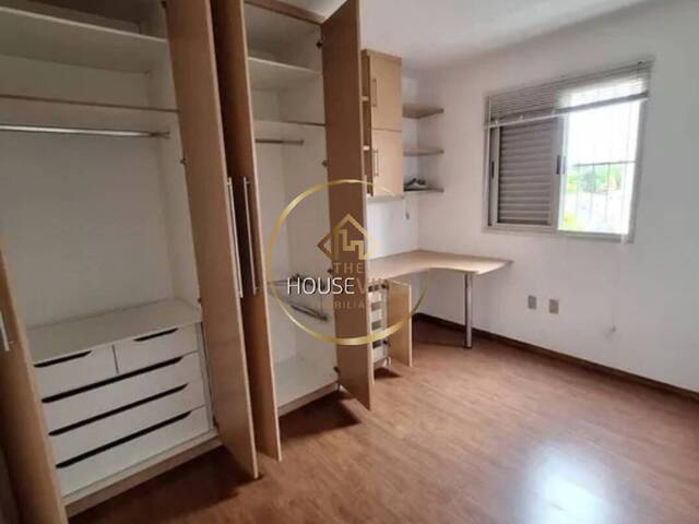 Casa para Venda em São José dos Campos - 2