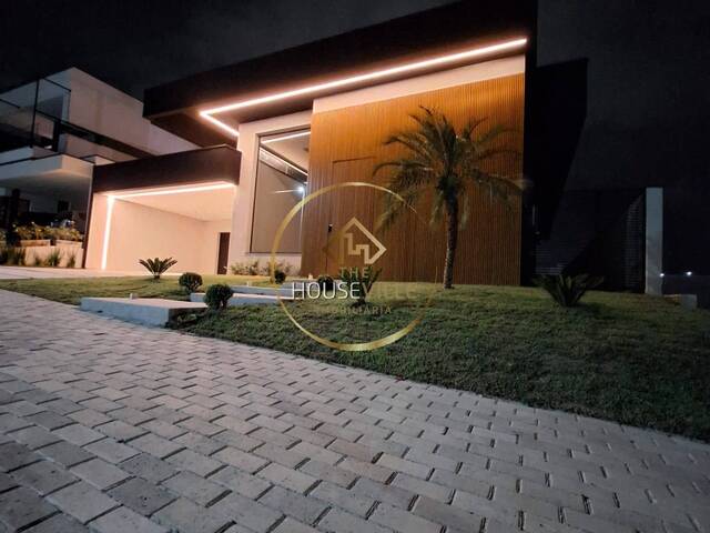 Casa em condomínio para Venda em São José dos Campos - 4