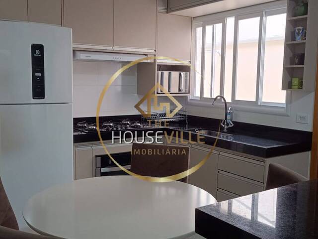 Casa para Venda em São José dos Campos - 2