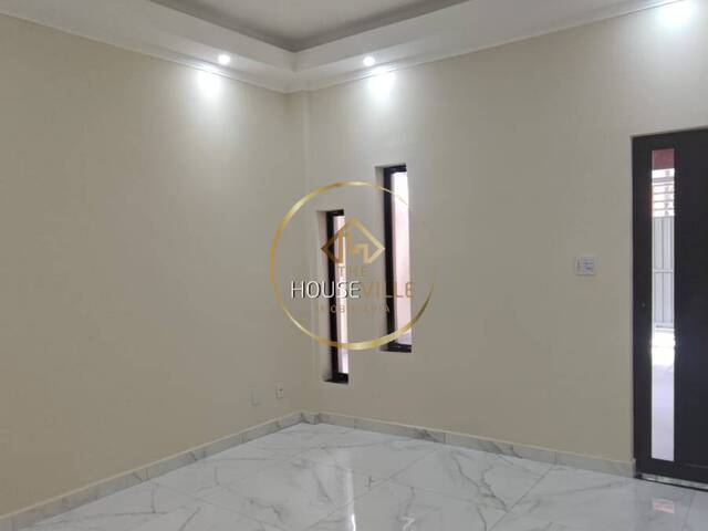 Casa para Venda em São José dos Campos - 4