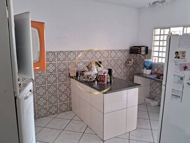 Casa para Venda em São José dos Campos - 4