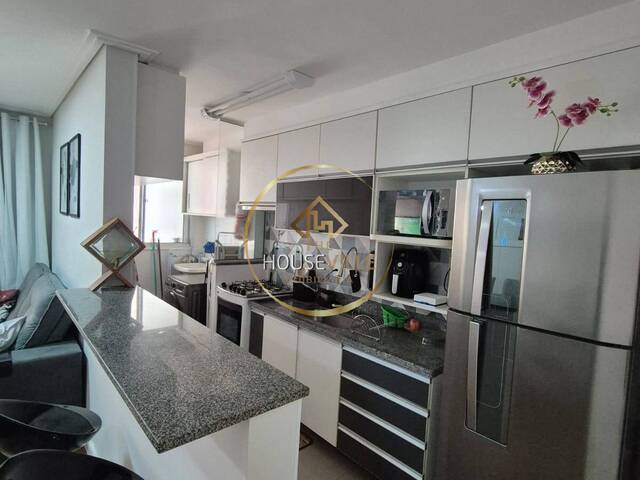 Apartamento para Venda em São José dos Campos - 3