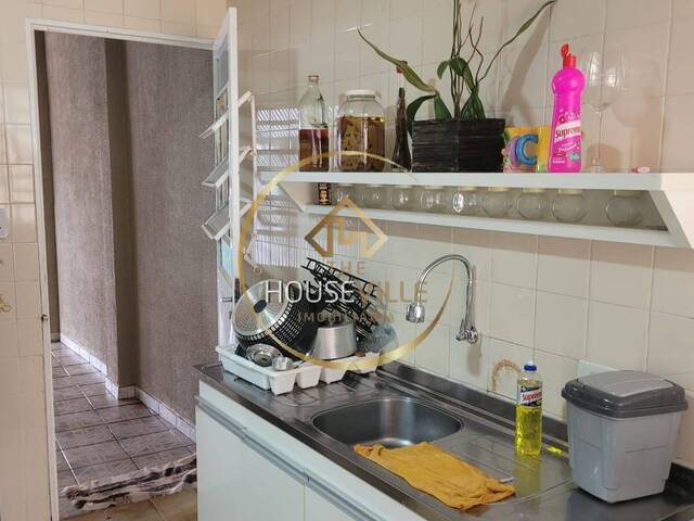 Casa para Venda em São José dos Campos - 3