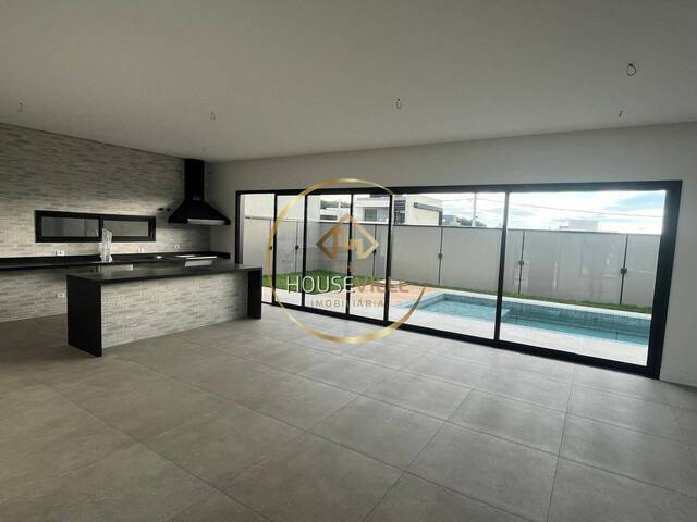 Casa em condomínio para Venda em São José dos Campos - 4