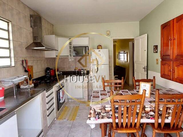 Casa para Venda em São José dos Campos - 4