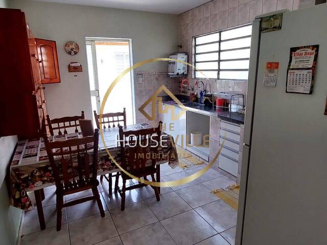 Casa para Venda em São José dos Campos - 5