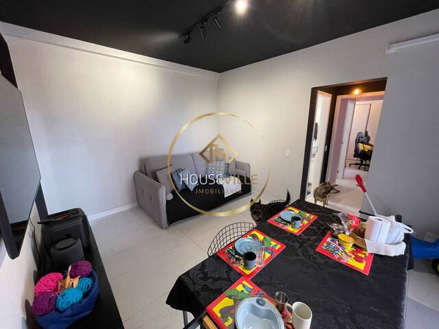 Apartamento para Venda em Jacareí - 2