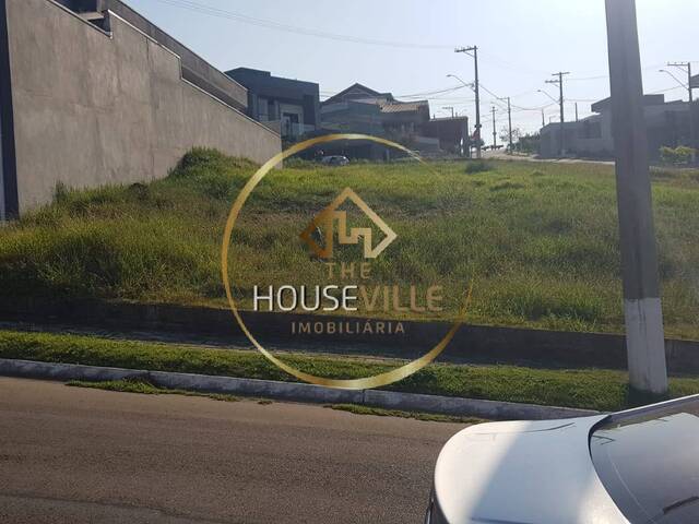 Venda em Condomínio Residencial Mantiqueira - São José dos Campos
