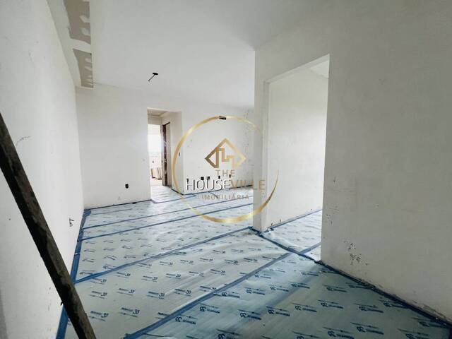 Apartamento para Venda em São José dos Campos - 4