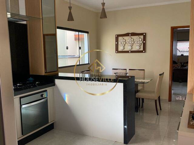 Casa para Venda em São José dos Campos - 5