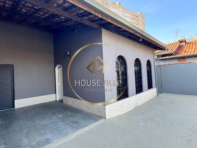 Casa para Venda em São José dos Campos - 4