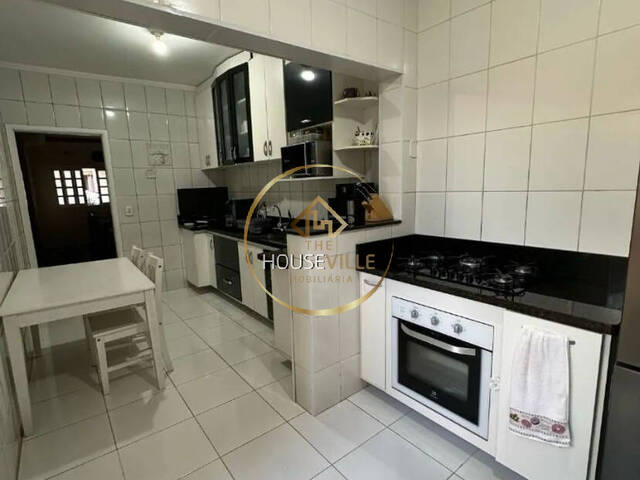 Casa para Venda em São José dos Campos - 3