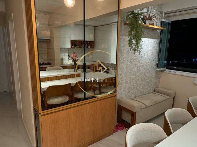 Apartamento para Venda em São José dos Campos - 2
