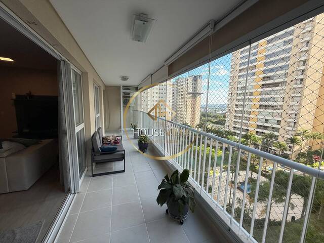 Apartamento para Venda em São José dos Campos - 2