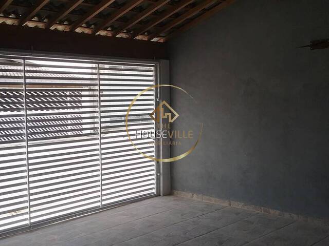 Casa para Venda em São José dos Campos - 4