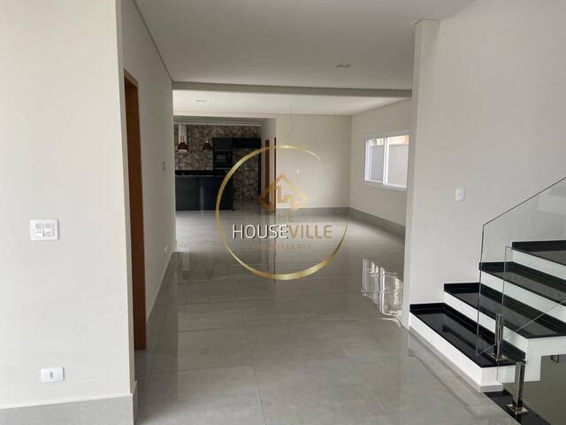 Casa para Venda em São José dos Campos - 4
