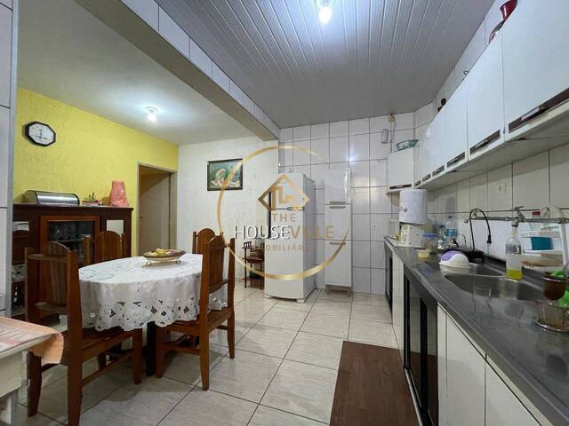 Casa para Venda em São José dos Campos - 5
