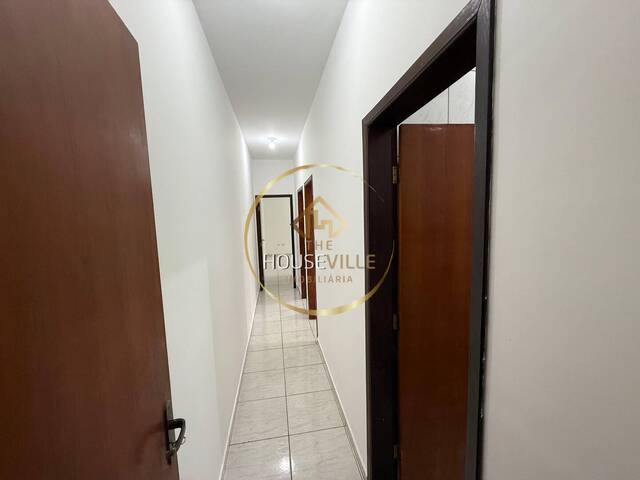 Casa para Venda em São José dos Campos - 5