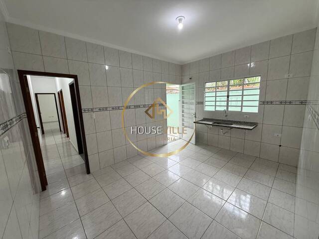 Casa para Venda em São José dos Campos - 4