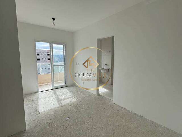 Venda em Condomínio Residencial Colinas do Paratehy - São José dos Campos