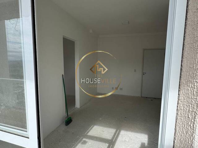 Apartamento para Venda em São José dos Campos - 3