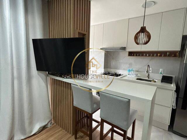 Venda em Condomínio Residencial Colinas do Paratehy - São José dos Campos