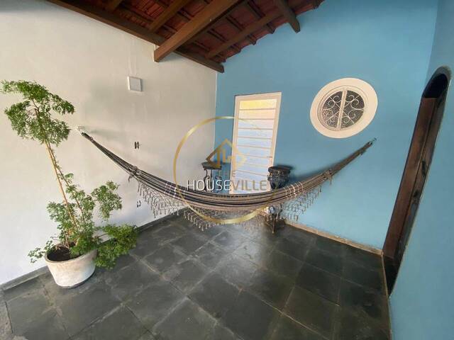 Casa para Venda em São José dos Campos - 2