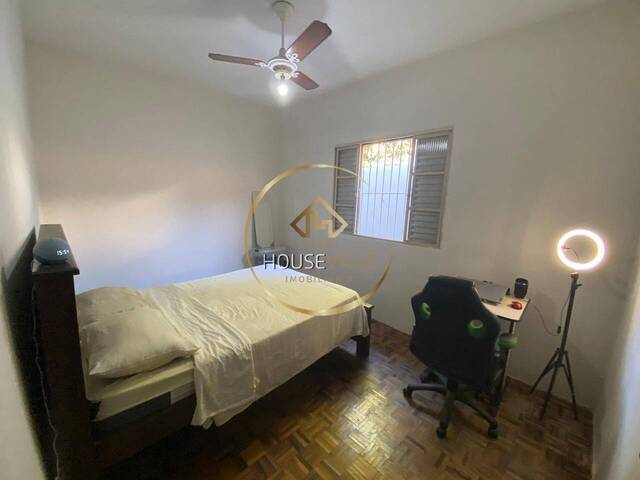 Casa para Venda em São José dos Campos - 5