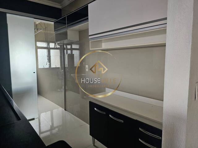 Apartamento para Venda em São José dos Campos - 4
