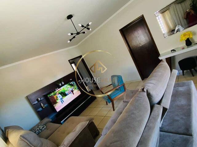 Casa para Venda em São José dos Campos - 5