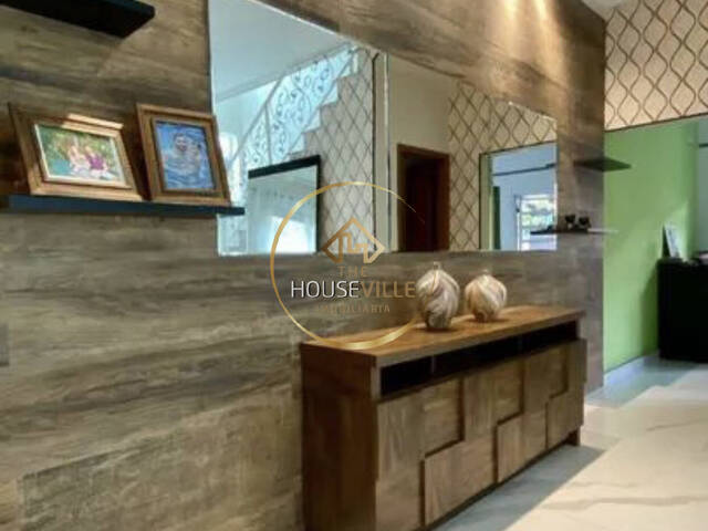 Casa para Venda em São José dos Campos - 4